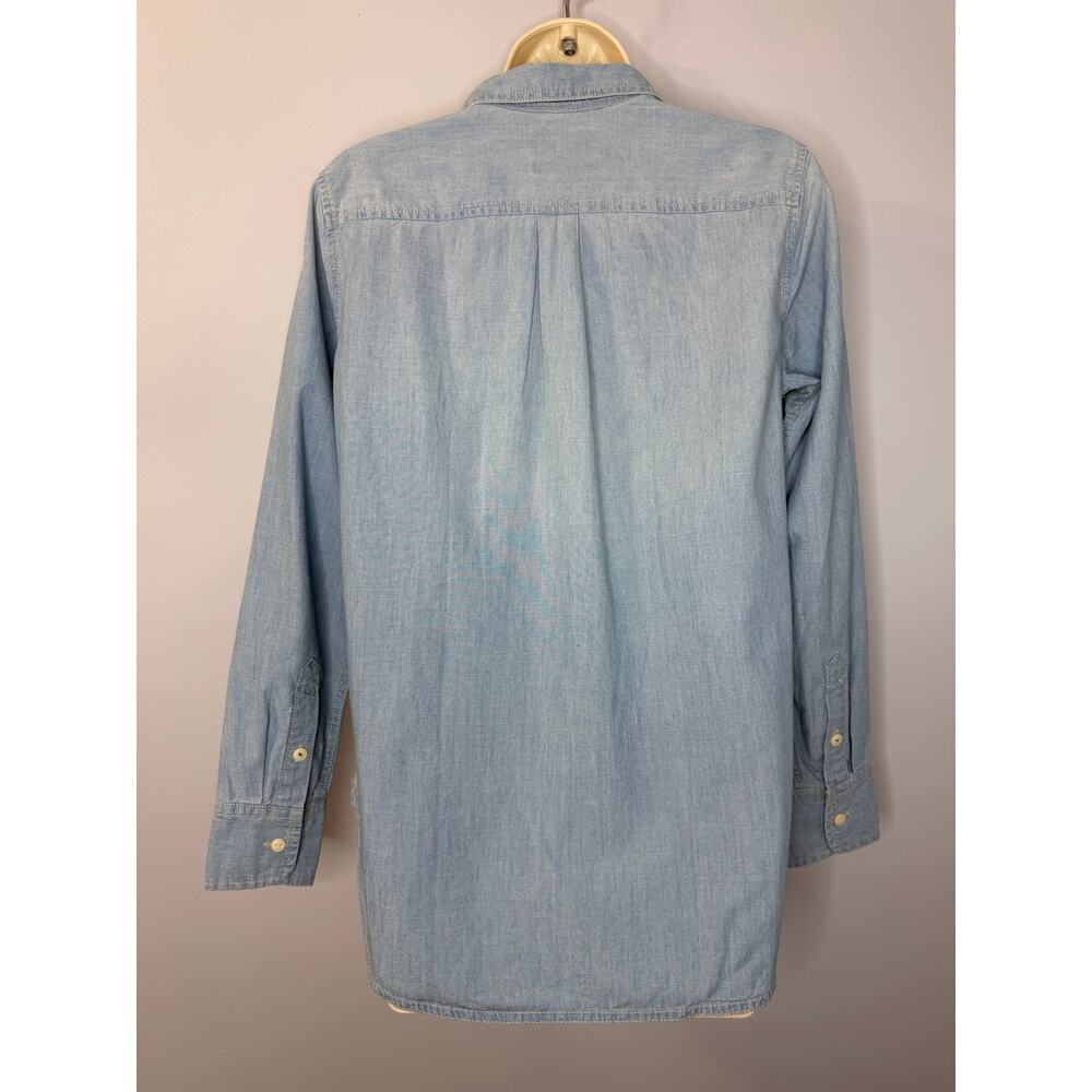 J CREW Classic-fit Chambray Shirt Relax Fit Women's 2 New - Picture 8 of 14